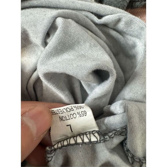 Gray top - Picture 4 of 7